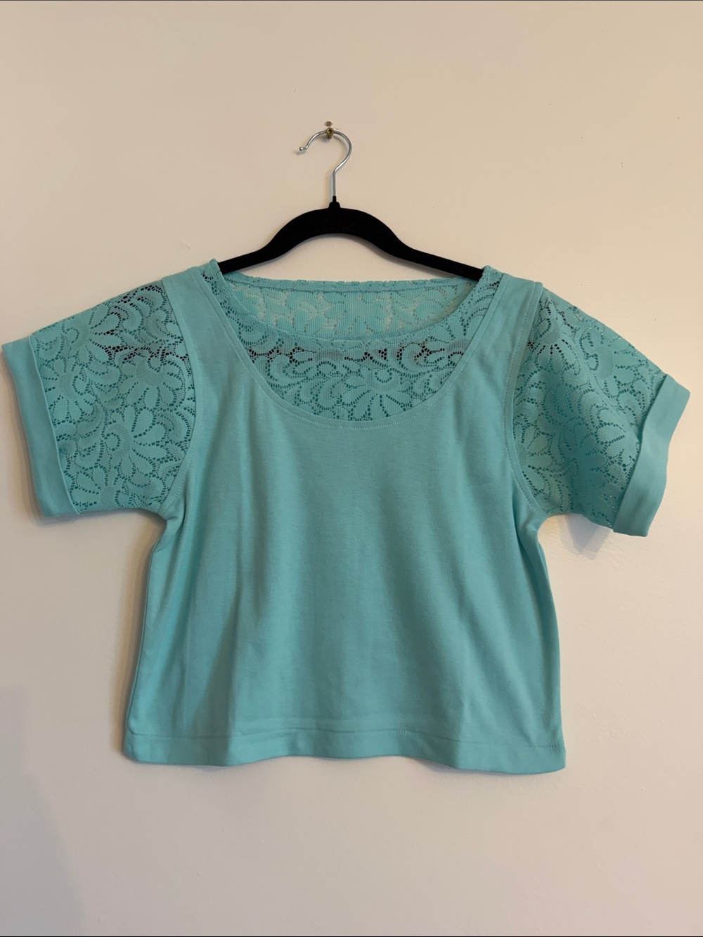 Vintage 1970’s Women’s Lace Sleeve Scoop Neck Top - Mint EUC Small Cropped